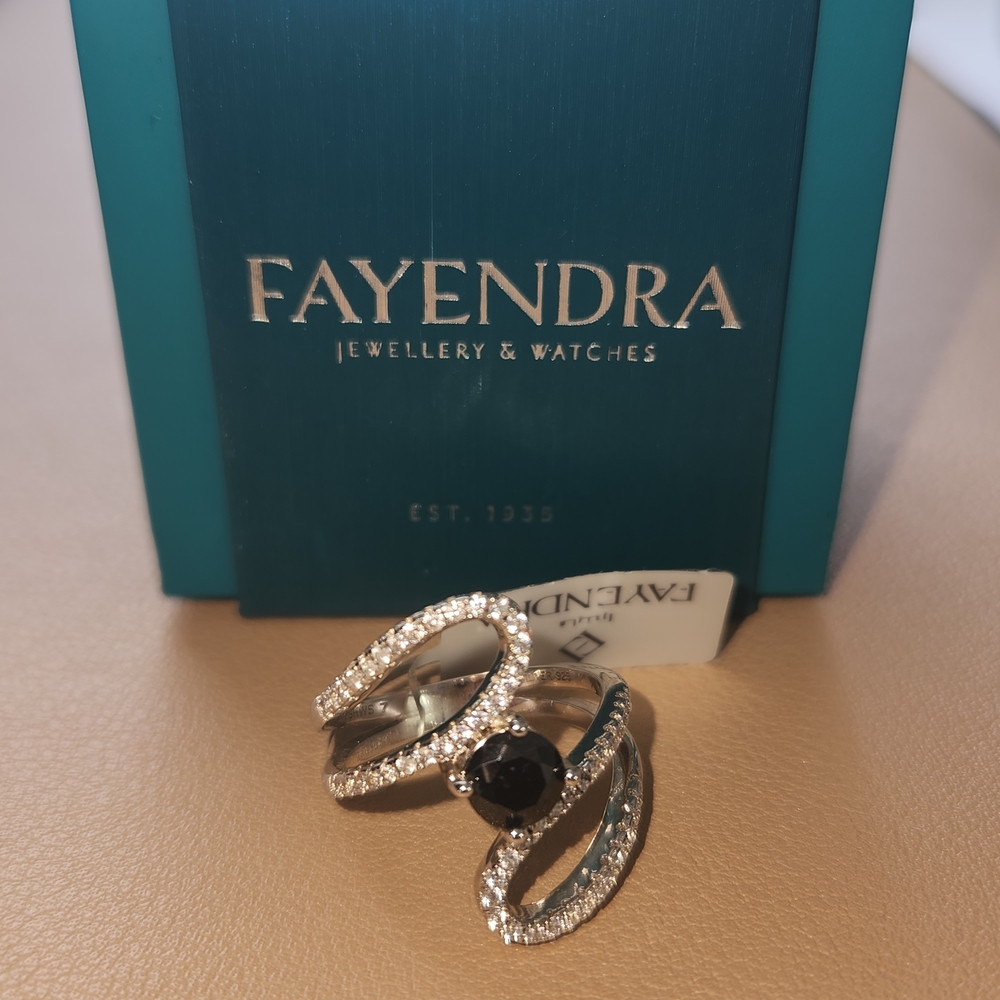 Silver and Black Women's Ring